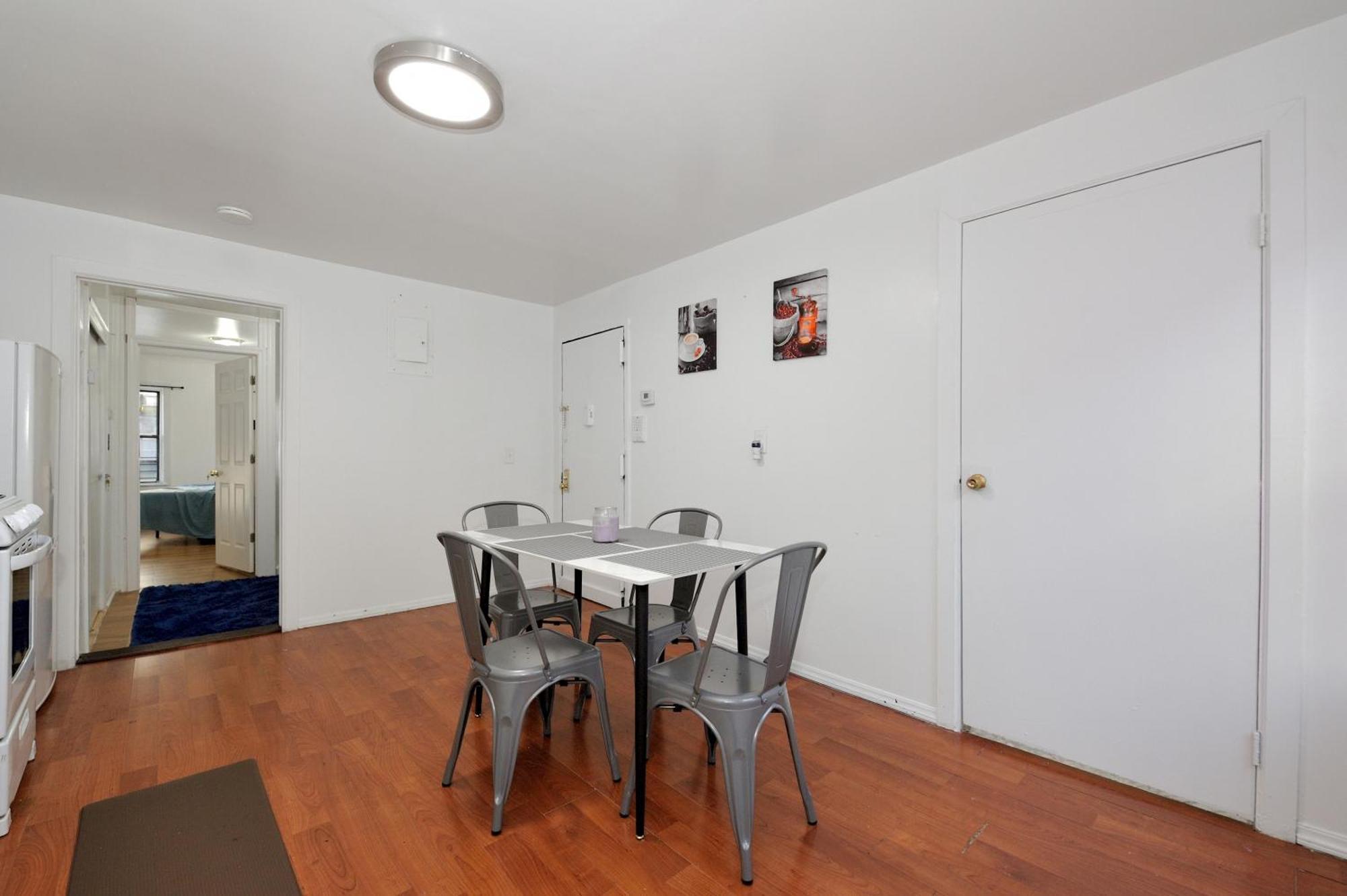 Cozy 2br In The Heart Of Chelsea Apartment *